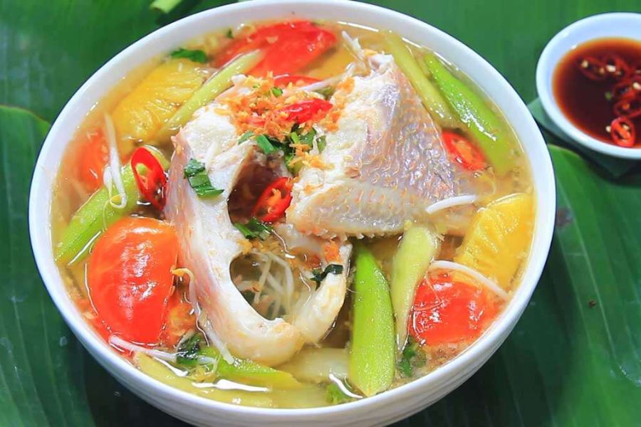 Thành phẩm món canh chua cá diêu hồng thơm ngon.