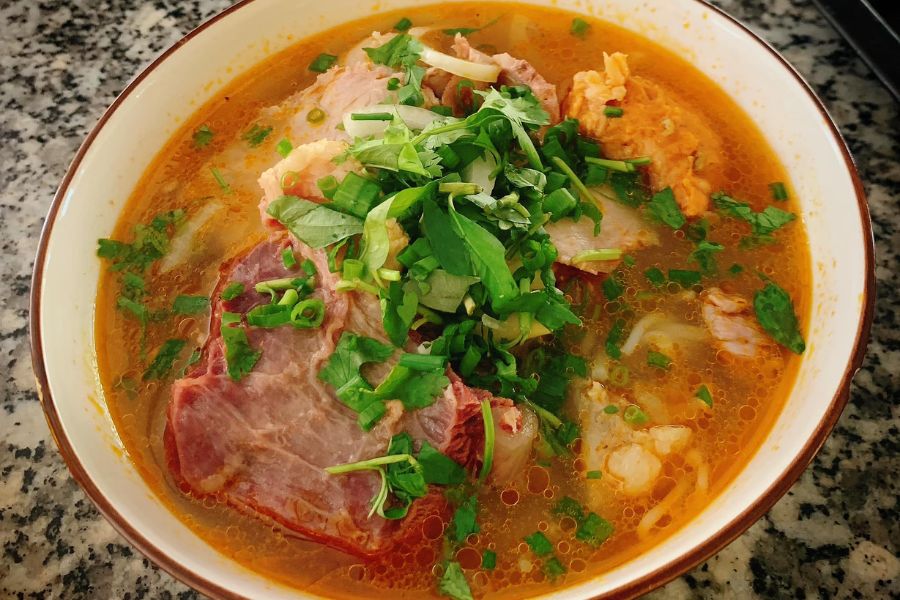 Top 15 Quán Bún Bò Huế Ngon Nhất Ở Đà Nẵng Đậm Đà Vị Huế